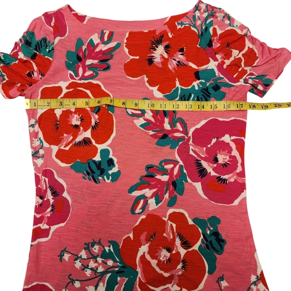 Lilly Pulitzer Pink Floral Ruched Puff Sleeve Slim Fit T-Shirt Size L - Picture 9 of 11
